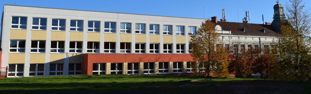 Základní škola Dolní Újezd